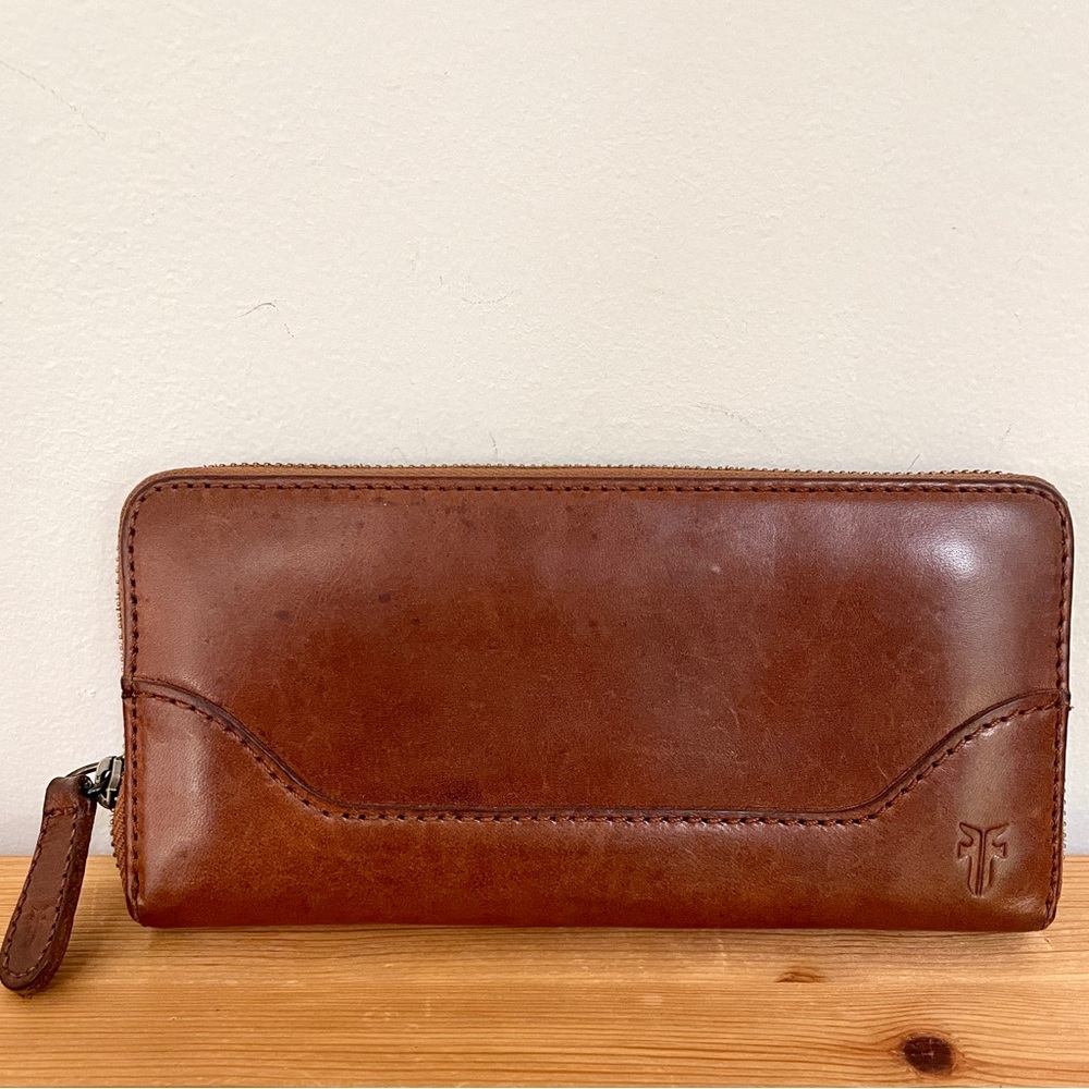 Frye Melissa zip around leather wallet